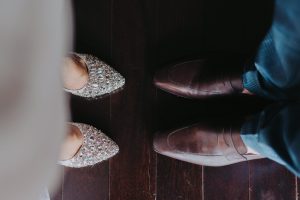 Phụ kiện đi đám cưới